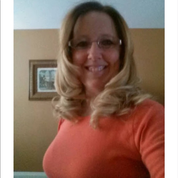 Meet your Posher, Laura - Picture 5 of 8